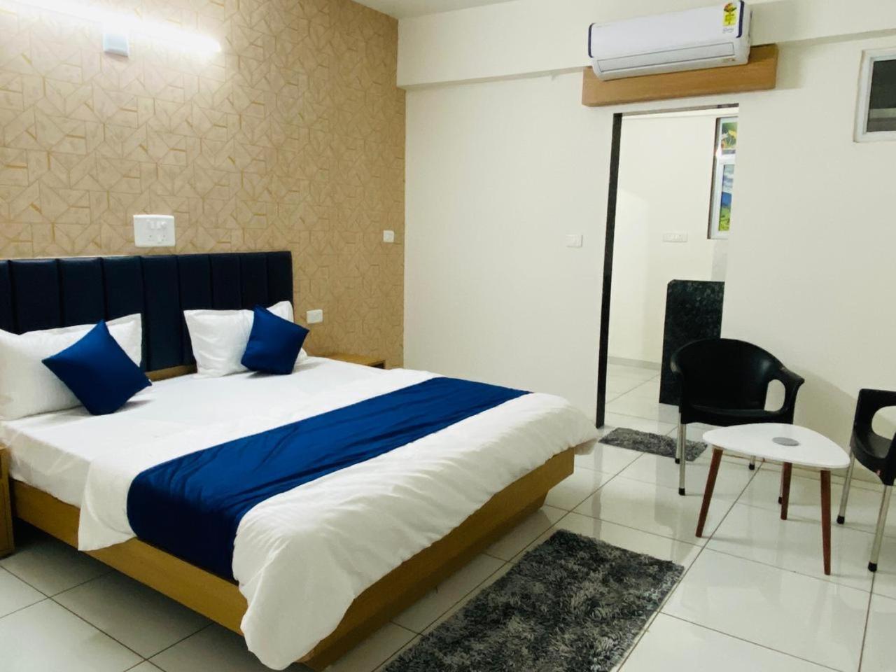 Hotel Balaji Villa Vadodara Luaran gambar